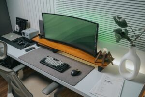 Simple Tips for Creating a Sustainable and Organised Home Workspace